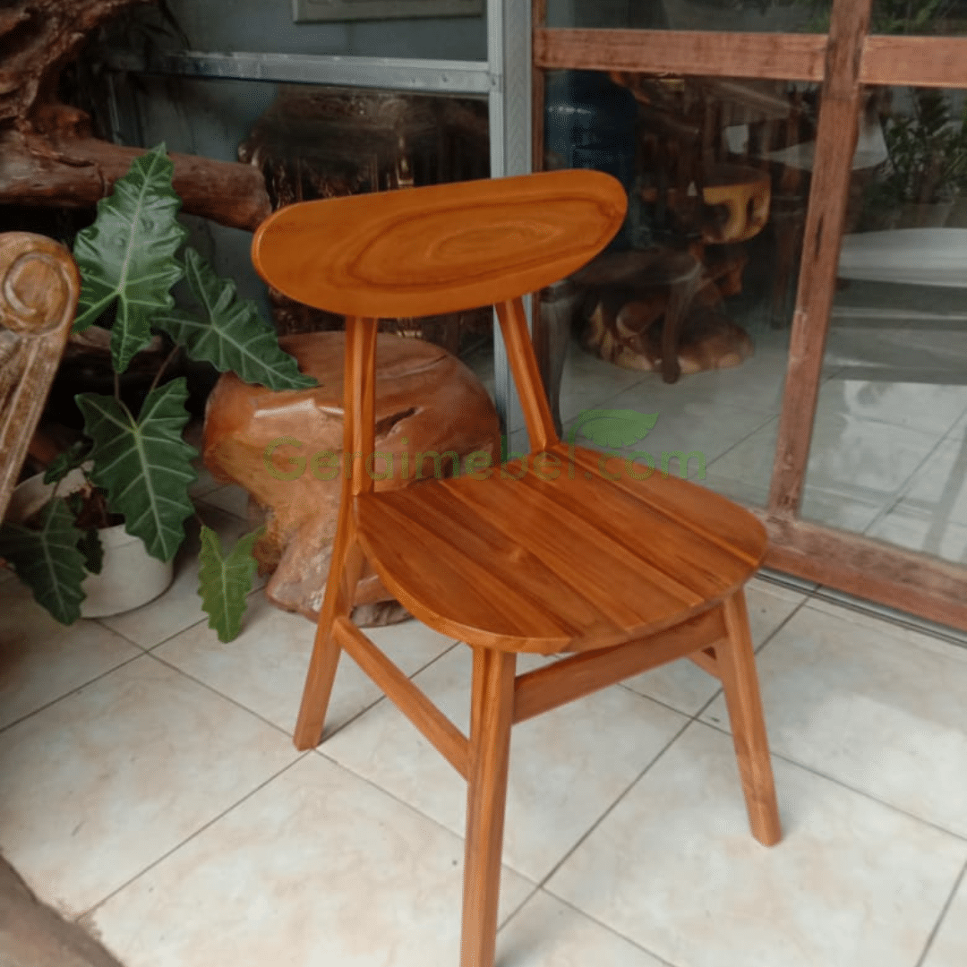 kursi cafe minilmalis