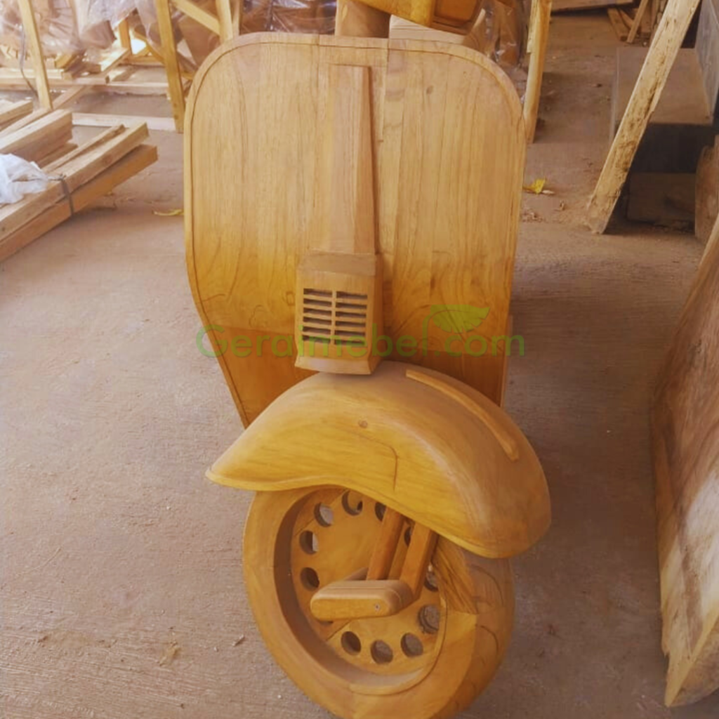 replika motor kayu