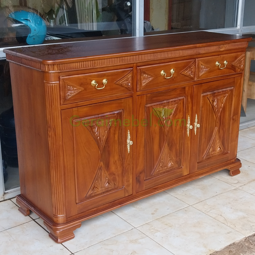 bufet 3 pintu